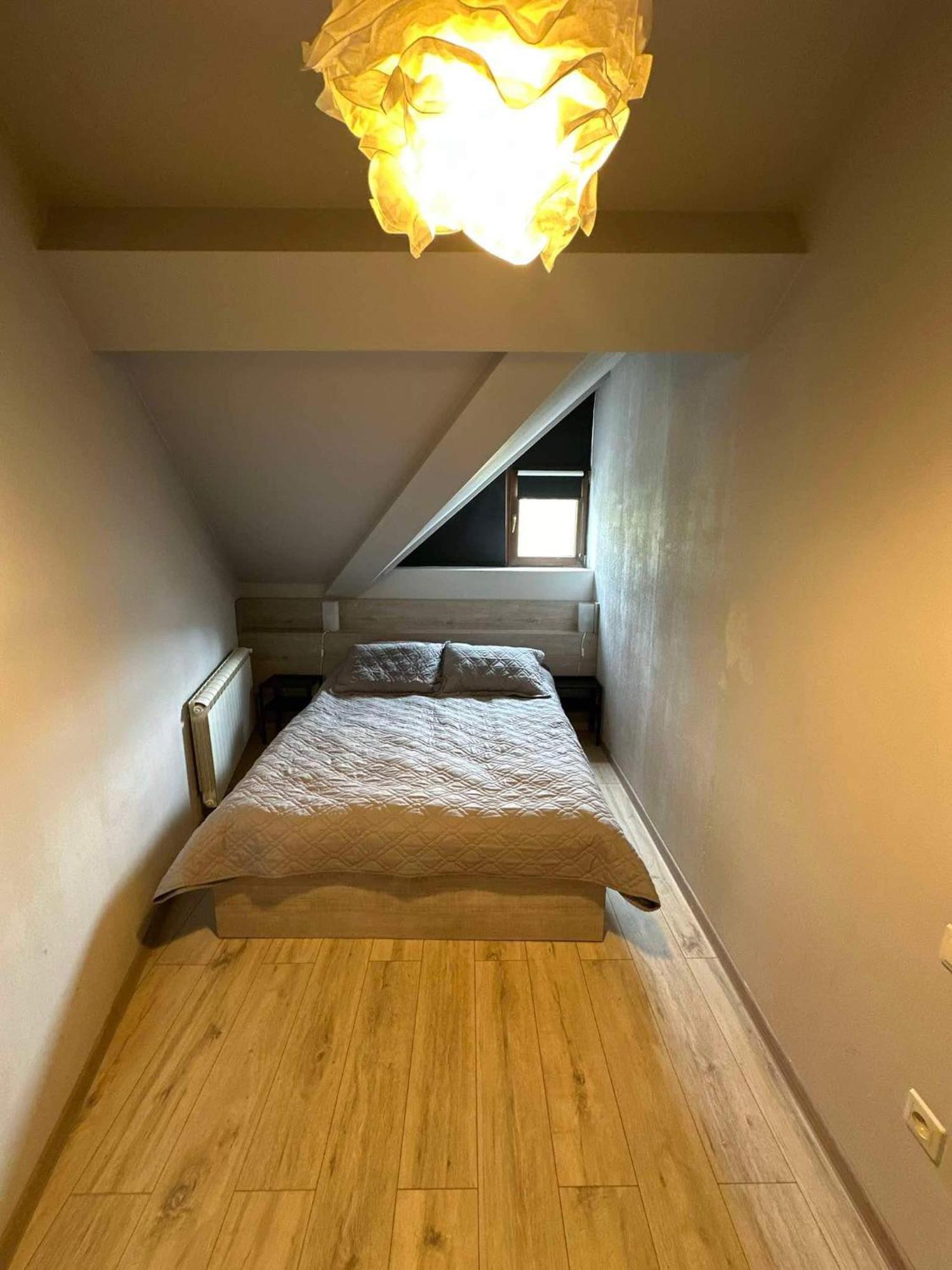 Two Level Apartment Near Gondola 구다우리 외부 사진